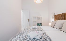 Altair Apartment By People Rentals